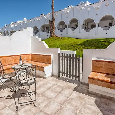 Two Bedroom Casa Danesa * Marbella