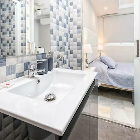 Two Bedroom Casa Danesa * Marbella